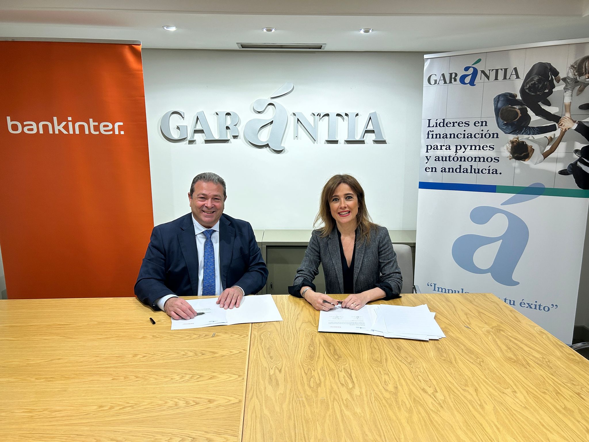 imagen de Bankinter y Garántia abren una línea de financiación de 25 millones de euros para Pymes y autonómos de Andalucía