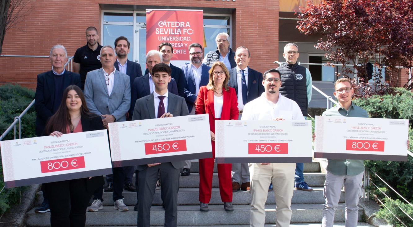 imagen de Nuestro compañero José Andrés Nevado Villalba, Premio Especial de la Cátedra Sevilla FC y Universidad Pablo de Olavide