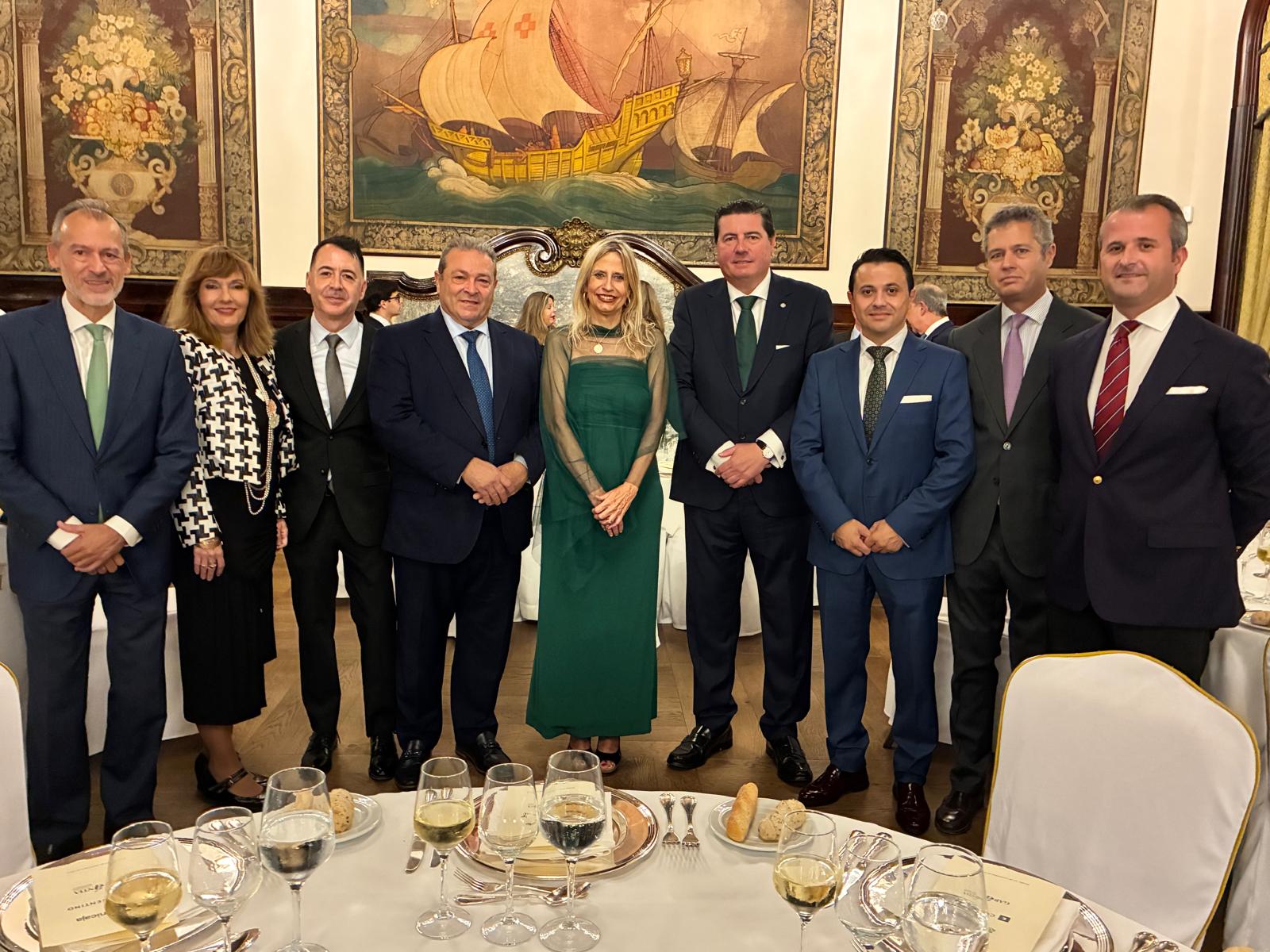 imagen de Garántia respalda la excelencia financiera andaluza en la gala en Sevilla del Instituto Español de Analistas